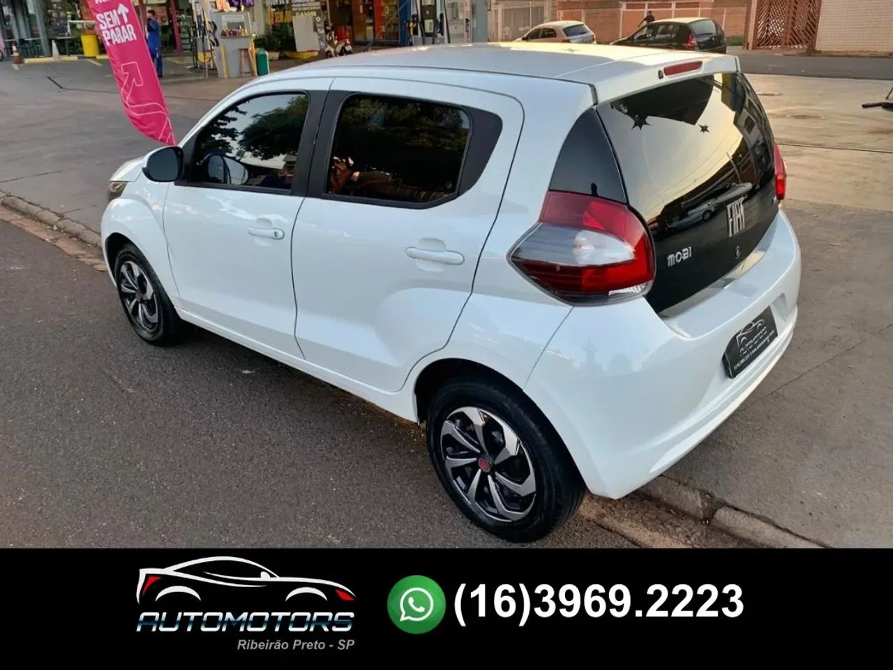 FIAT MOBI 1.0 EVO FLEX LIKE. MANUAL BRANCO 2017 - Foto 4