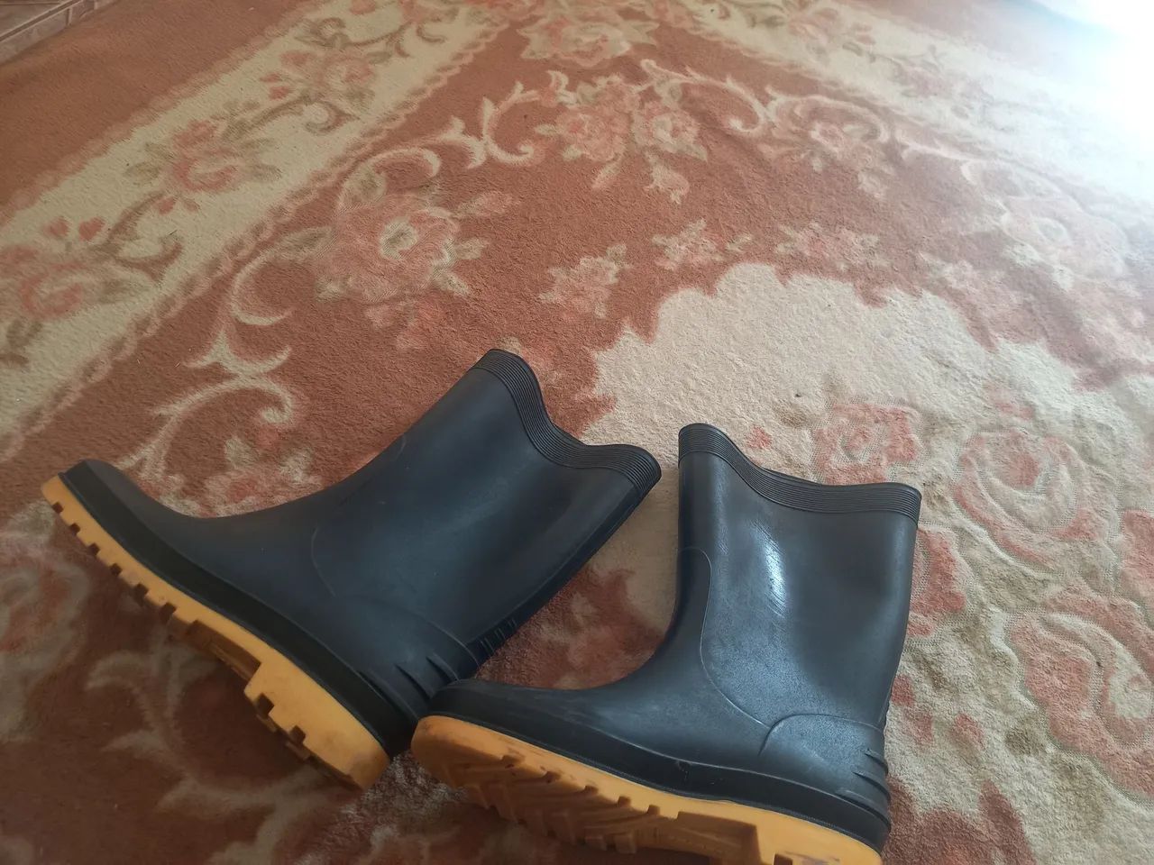 Botas de segurança - Tamanho 35/36 - Foto 2