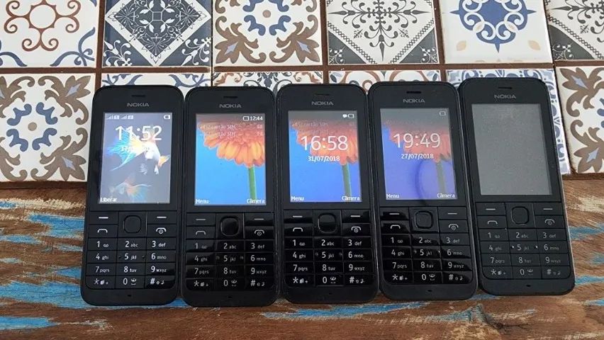 LOTE COM 05 CELULAR NOKIA 220 PRETO - N13770 - Foto 2