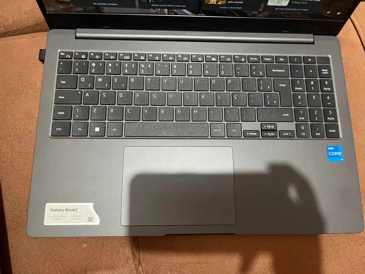 notebook book 2 i5 core 256gb