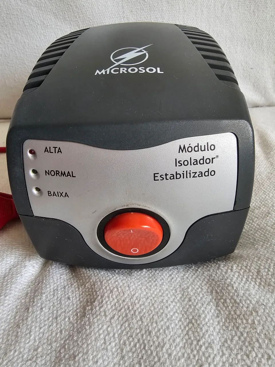 Estabilizador Isolador Microsol, 110-220v, permite conexão de 4 aparelhos