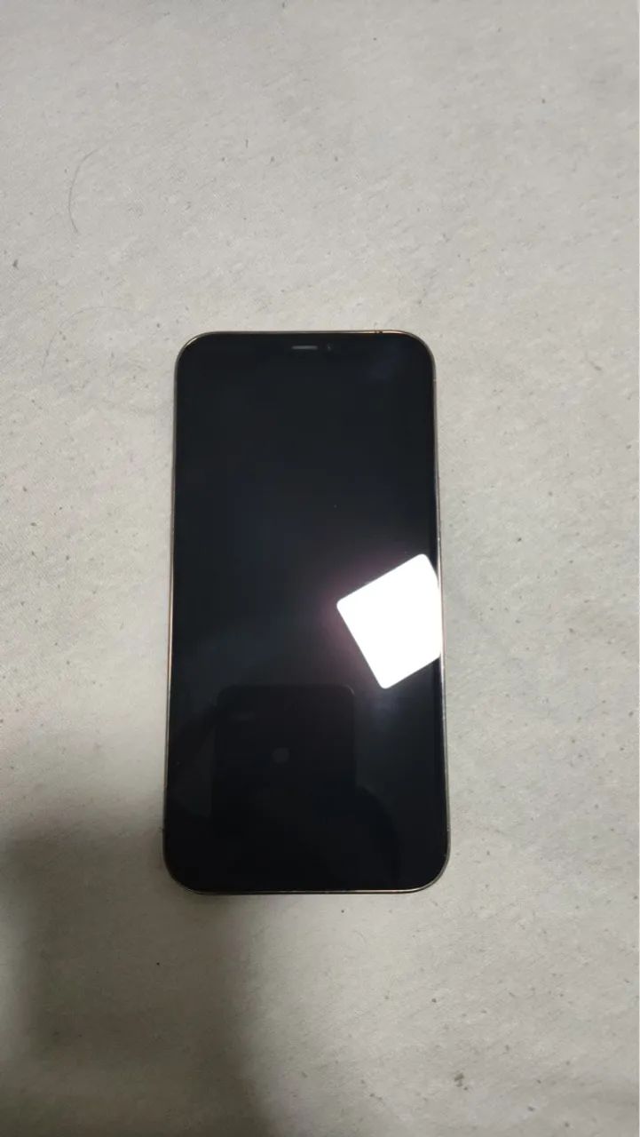 Iphone 12 pro max gold