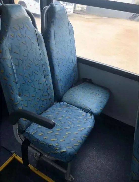 Ônibus Escolar -  Mercedes-Benz - 2008 - Foto 8