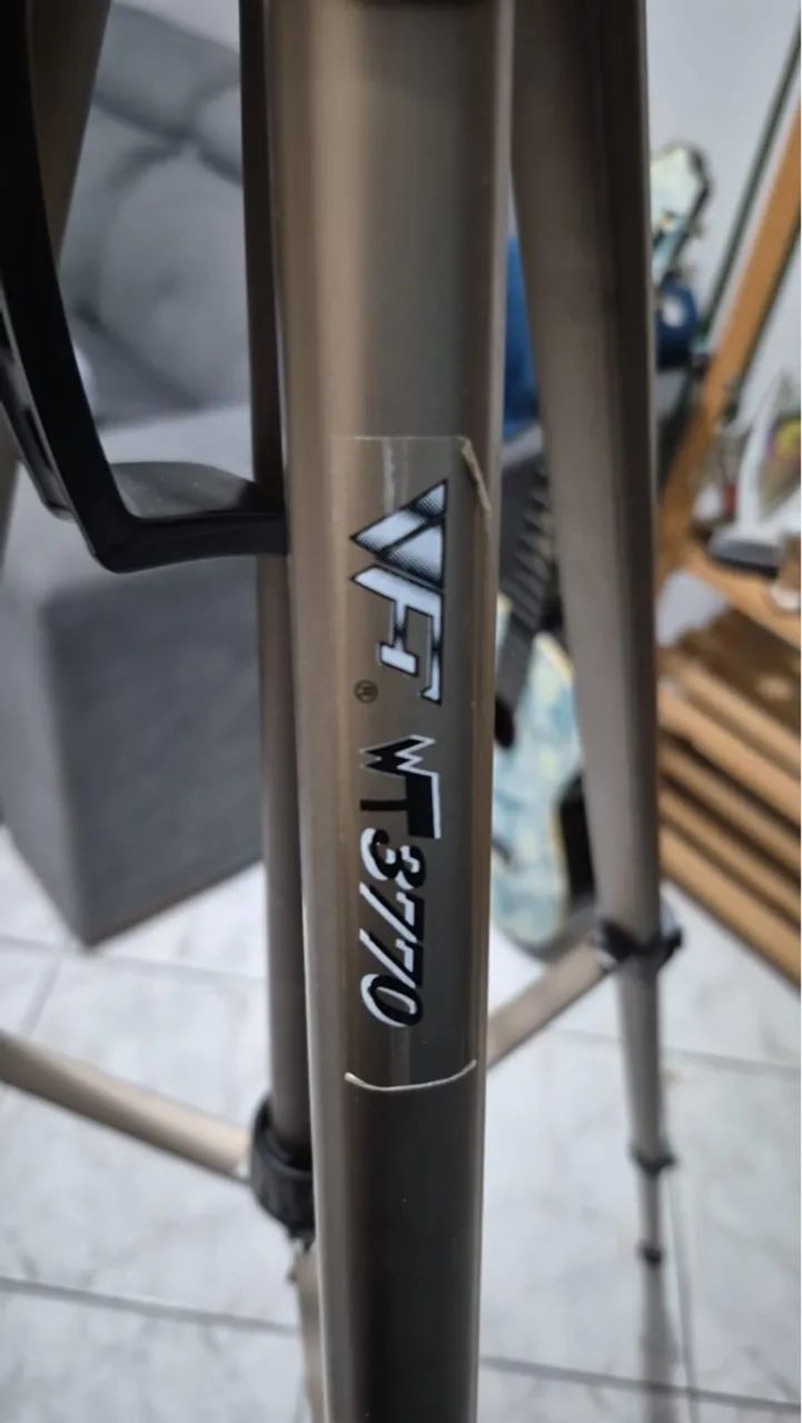 Tripé para Câmera Profissional - Estabilidade e Qualidade - Foto 3