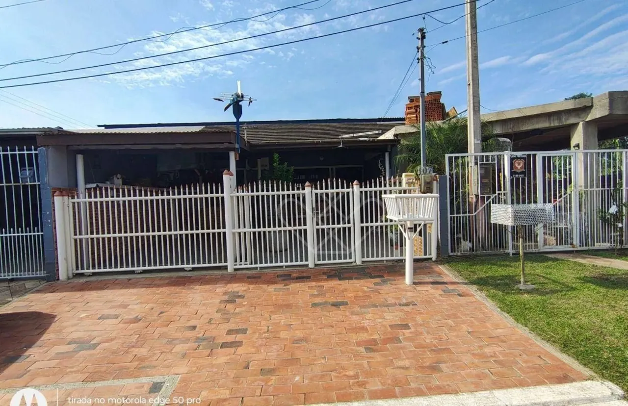 Casa à Venda no Morada dos Sobrados com 2 Dormitórios e Espaço Gourmet
