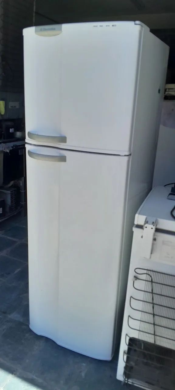 Geladeira Electrolux Frost Free Df34 - Foto 4
