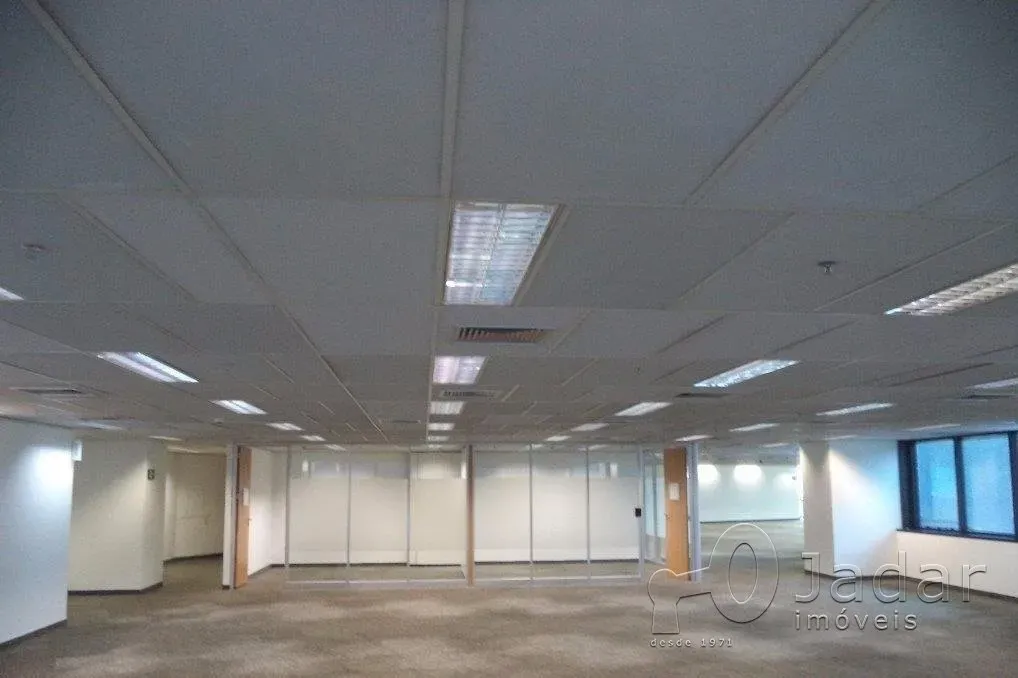 Sala Comercial Mobiliada em Pinheiros - Aluguel