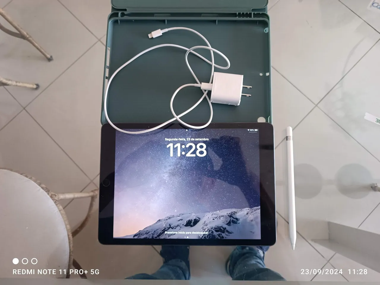 iPad com Apple Pencil - Perfeito para estudo e trabalho