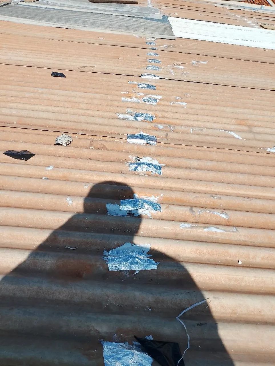 Reparo de telhado - Foto 2