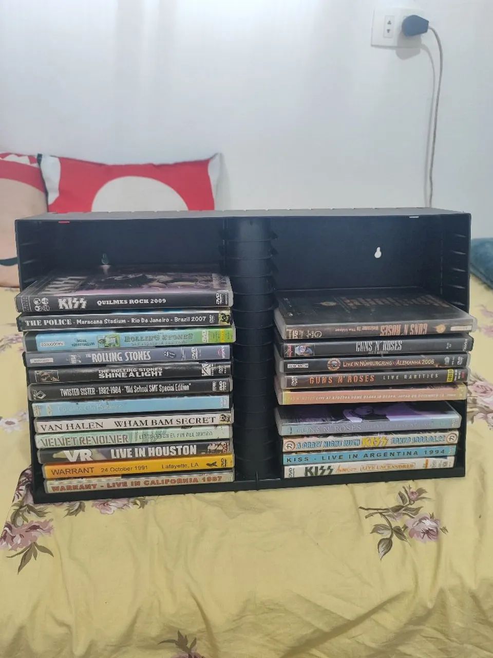 Porta dvd com capacidade de 30 unidades - Foto 3