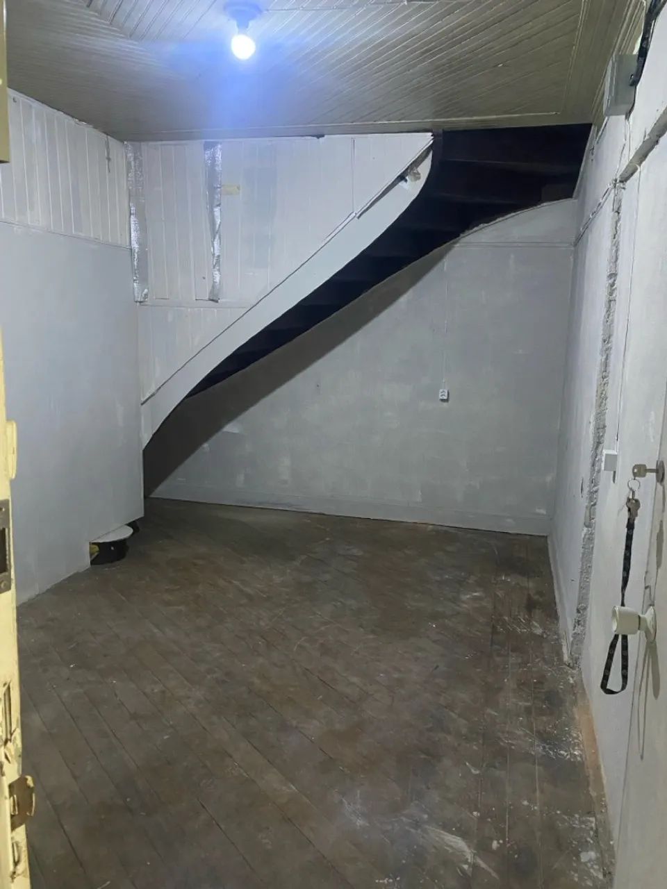 QUARTO INDIVIDUAL PARA MULHERe EM SANTOS - Foto 4