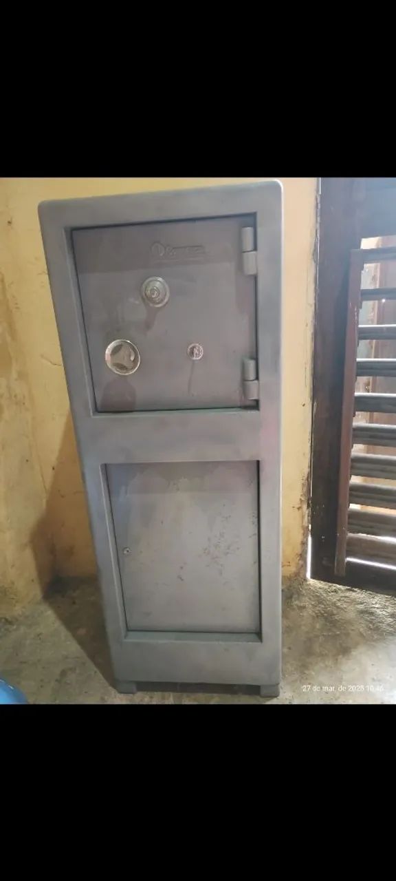 Cofre de Segurança confiança bem conservado