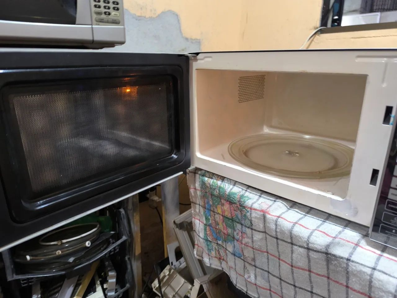 Microondas Philco 127V Espelhado  - Foto 5
