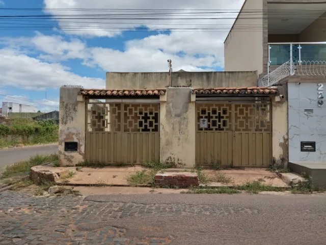 Vende- se casa