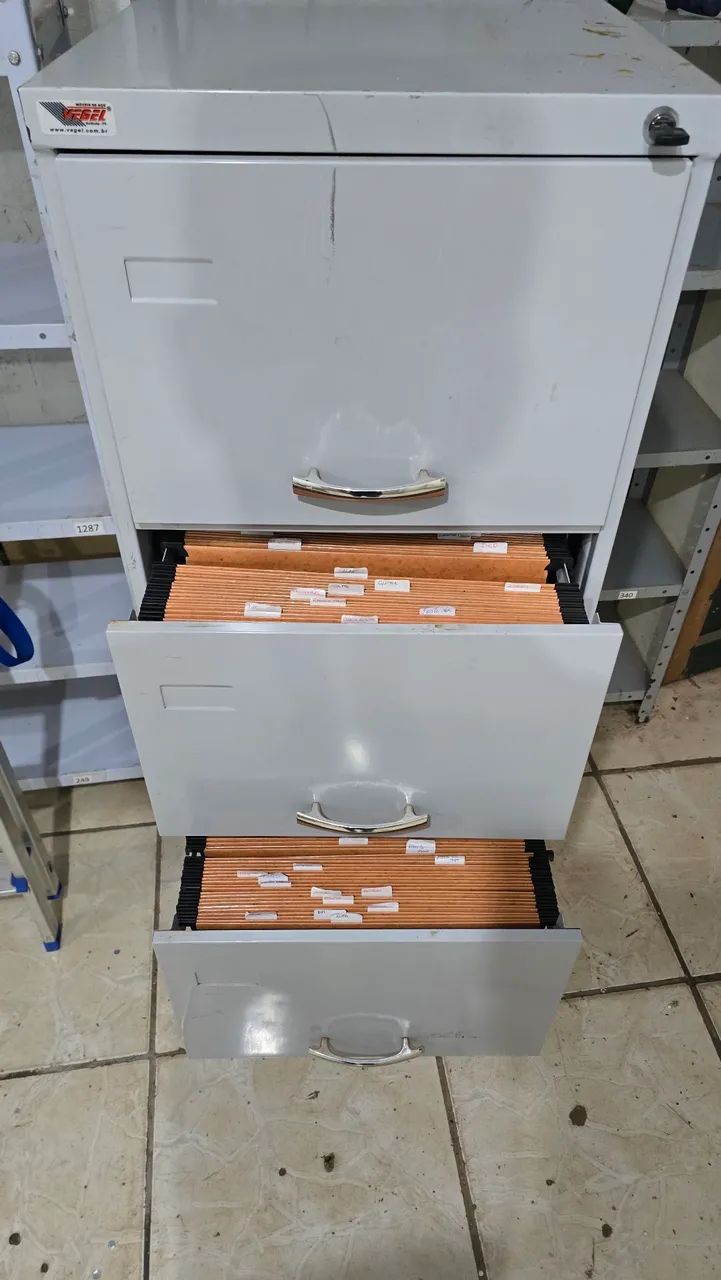 Gaveteiro de Metal Cinza - Ideal para Organização - Foto 2