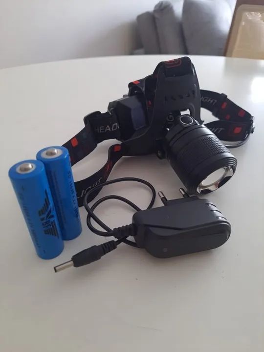 Lanterna De Cabeça Profissional Zoom T6 Recarregável