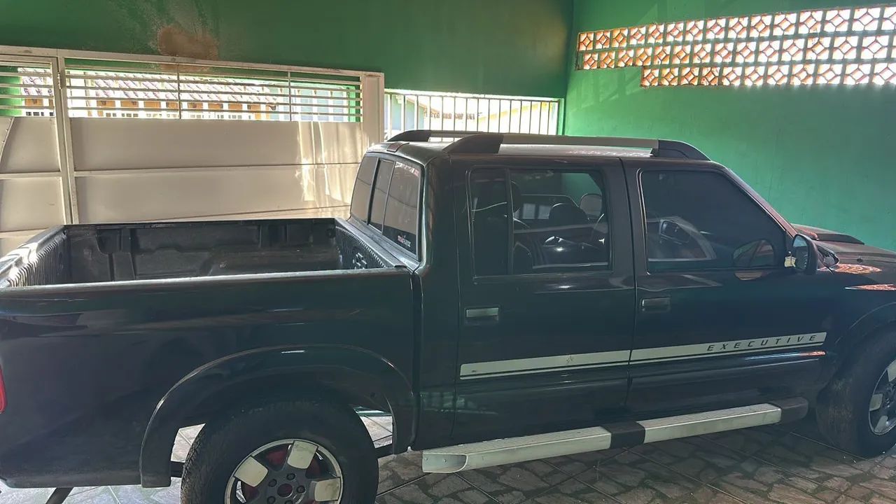 S-10 Executive - Foto 4