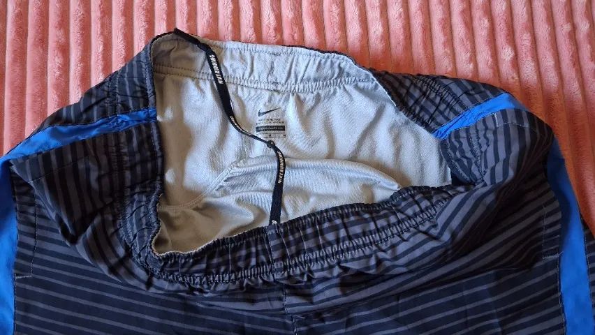 Shorts Nike Running Listrado - Forro - Foto 2