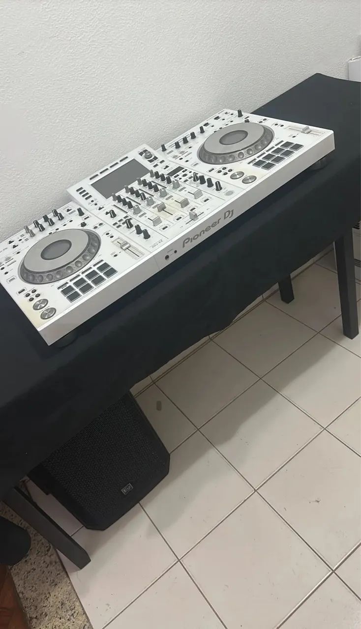 Controladora Pionner XZ Branca