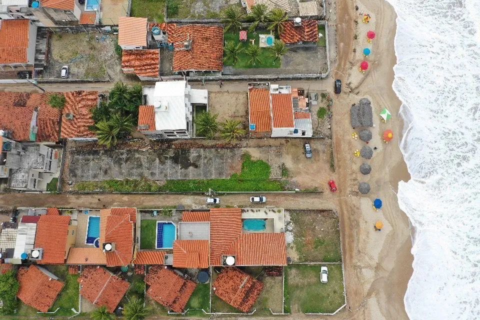Imóvel para venda possui 1125 metros quadrados em Camela - Ipojuca - PE