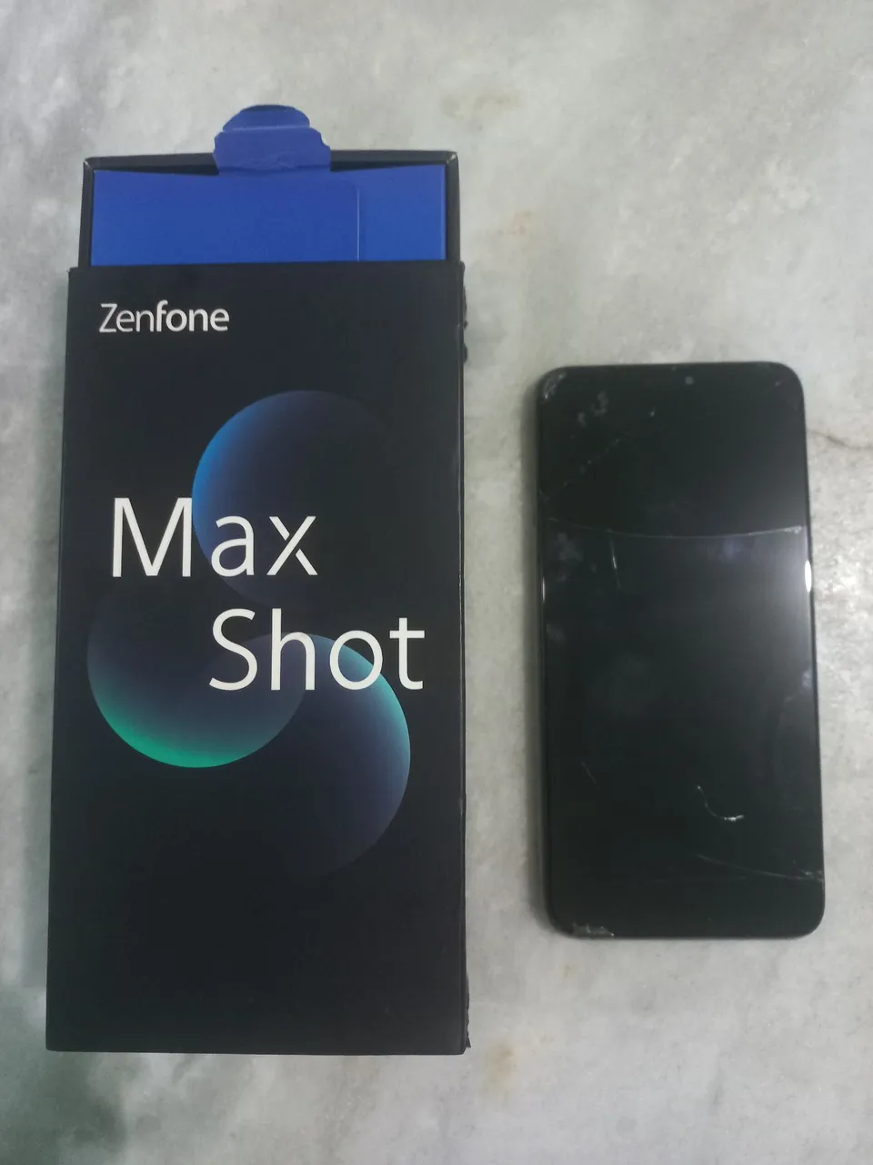 Celular Asus Max Short para retirada de peça.