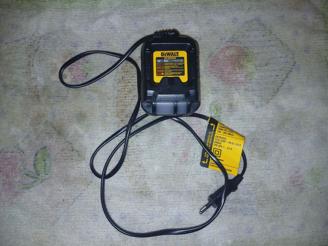 Carregador DEWALT 12 e 20V