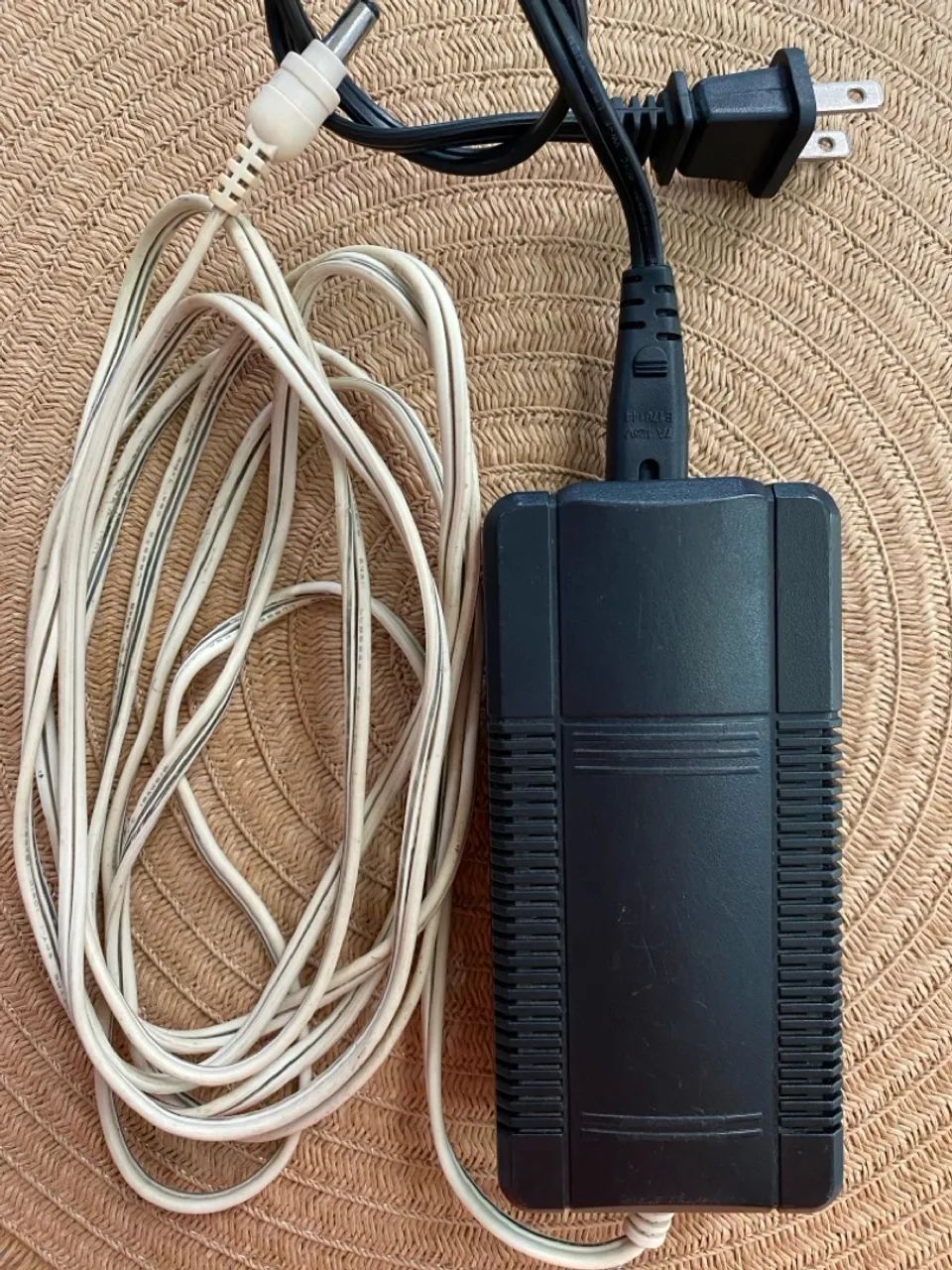 Fonte Carregador Original LG BPA-24W 12V 2A - Foto 2