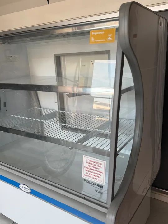 Balcão refrigerado expositor de vidro PoloFrio - Foto 6