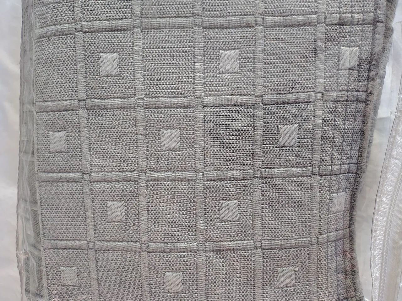 Colcha de cama solteiro com porta travesseiro Cinza