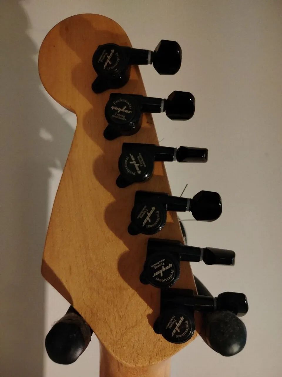 Guitarra Stratocaster de Luthier - Foto 3