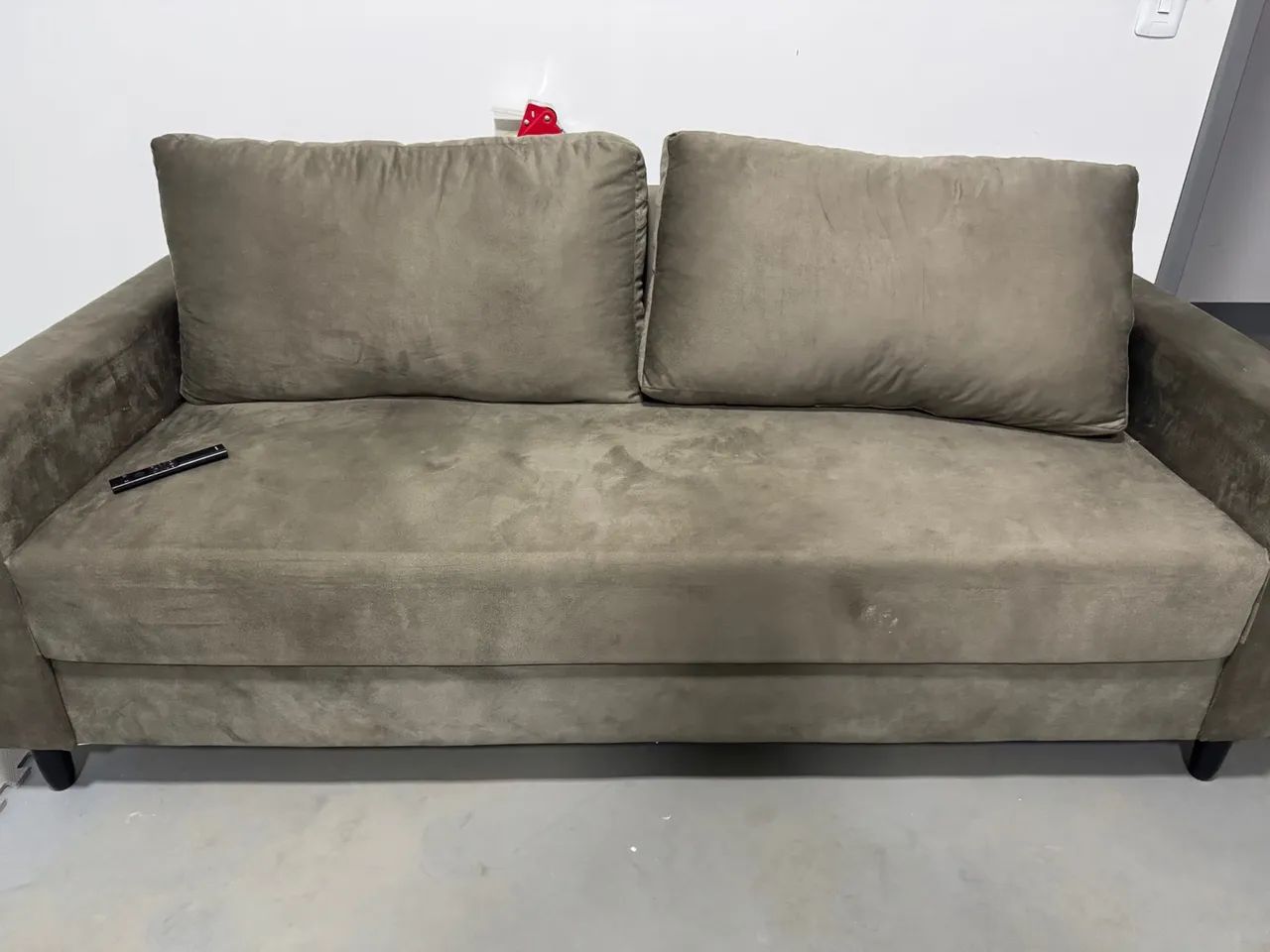 Sofá 3 lugares em suede  - Foto 2
