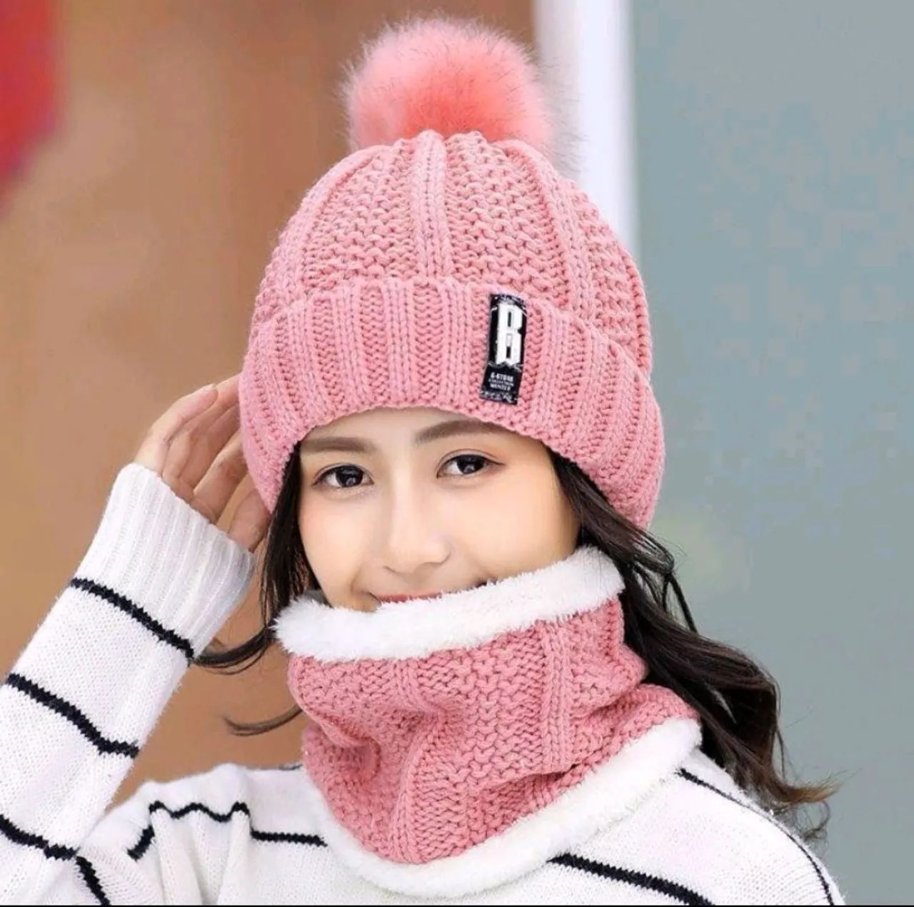 Kit Gorro e Gola de Inverno Preto - Foto 2