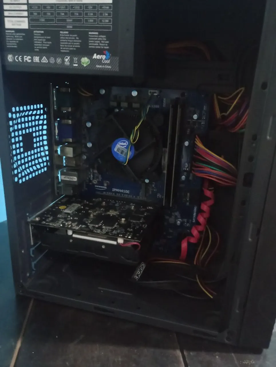 Pc gamer i3 10100 RX 550 4gb, roda warzone