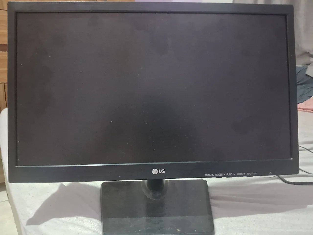 Monitor LG 21.5 