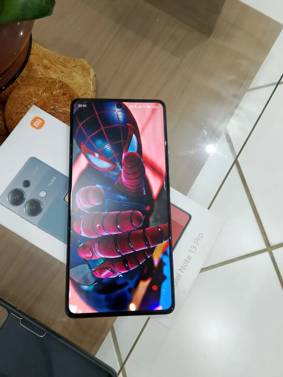 Redi note 13 pro 8GB, 256GB.