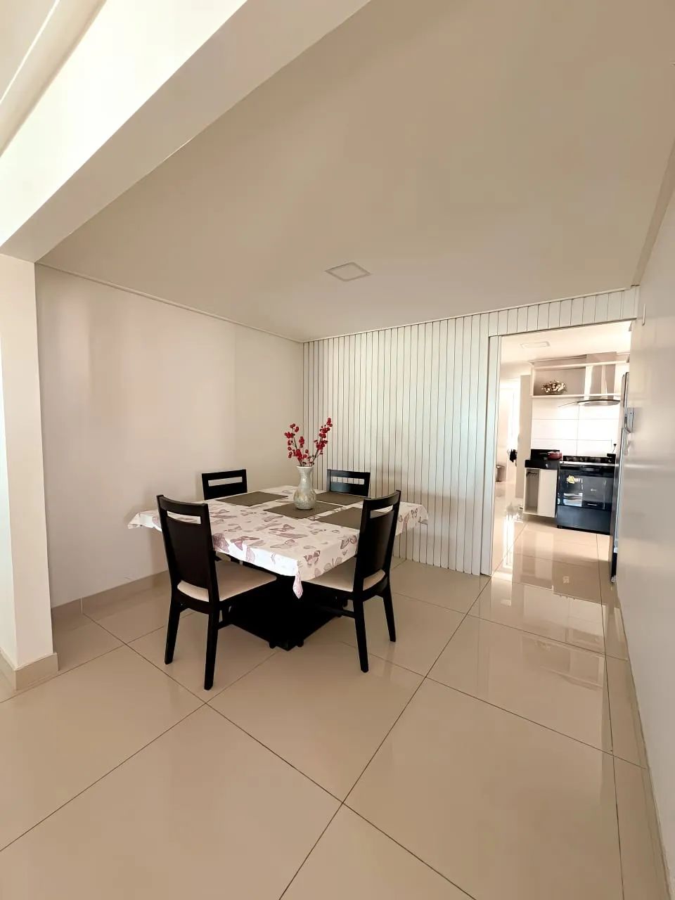 Altiplano Club - Alto padrão - Andar intermediário - 259m² - 03 Suítes s/ 01 master + DCE  - Foto 5
