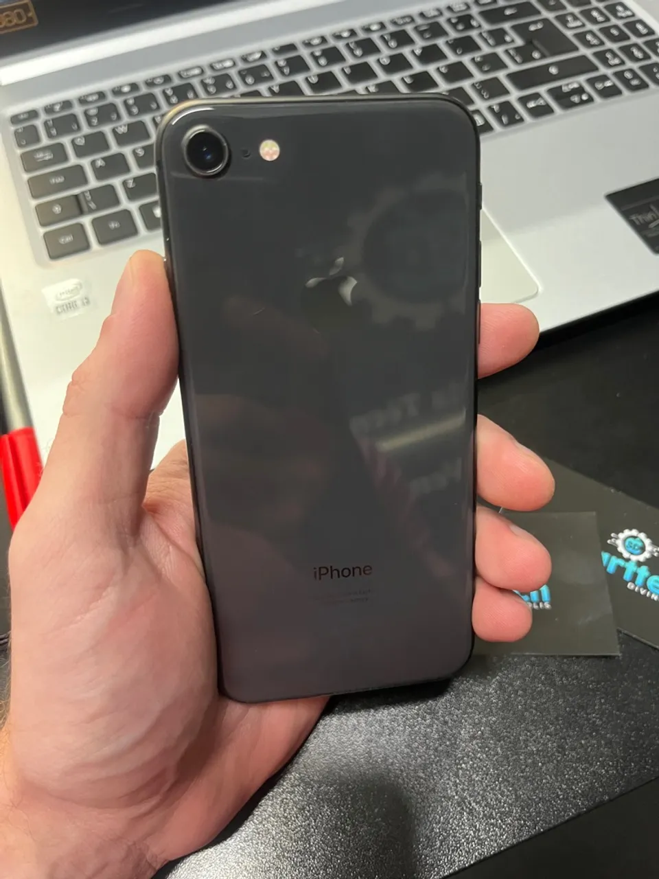 iPhone 8 64gb impecável, nunca aberto