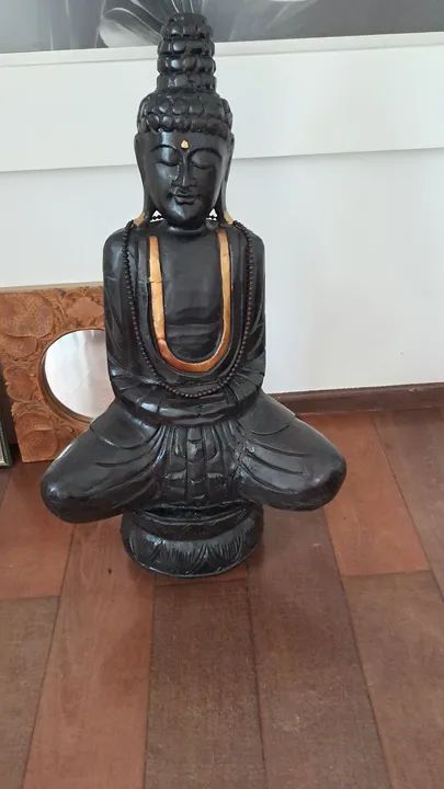 Estátua de Buda em Madeira - Decoração para sua casa - Foto 3