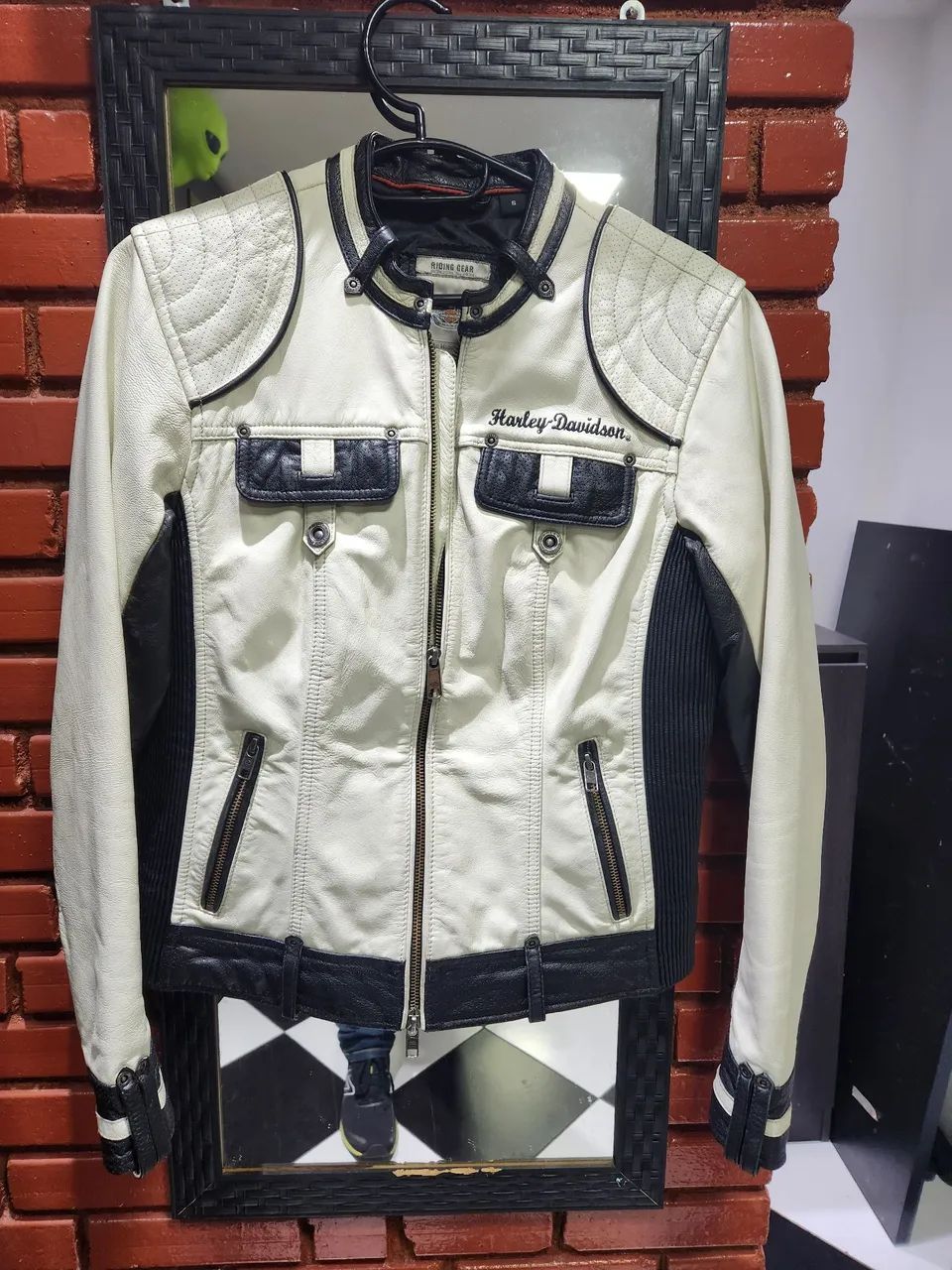 Jaqueta feminina tamanho  P harley davidson 