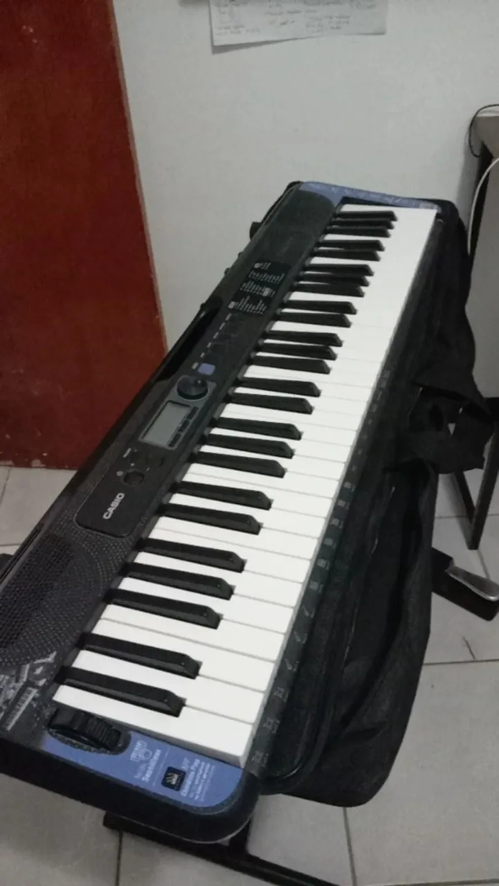 Teclado Casio Casiotone CTS-300 + Capa para transporte