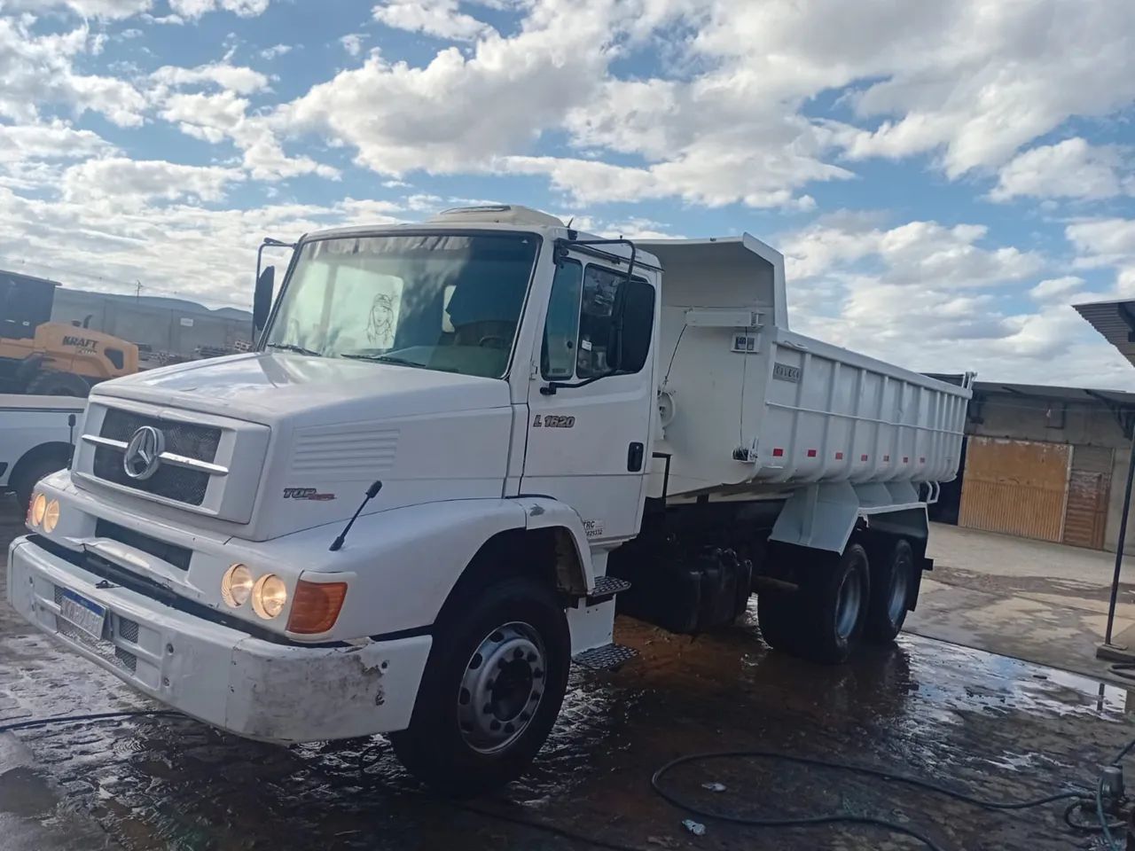 L1620 Mercedes bens ano 2007 - Foto 8
