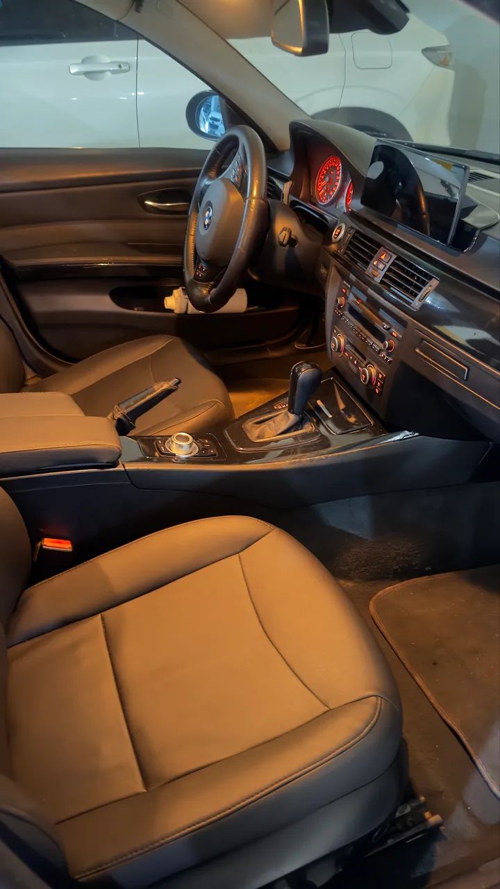 BMW 325I A 2008 - Foto 4