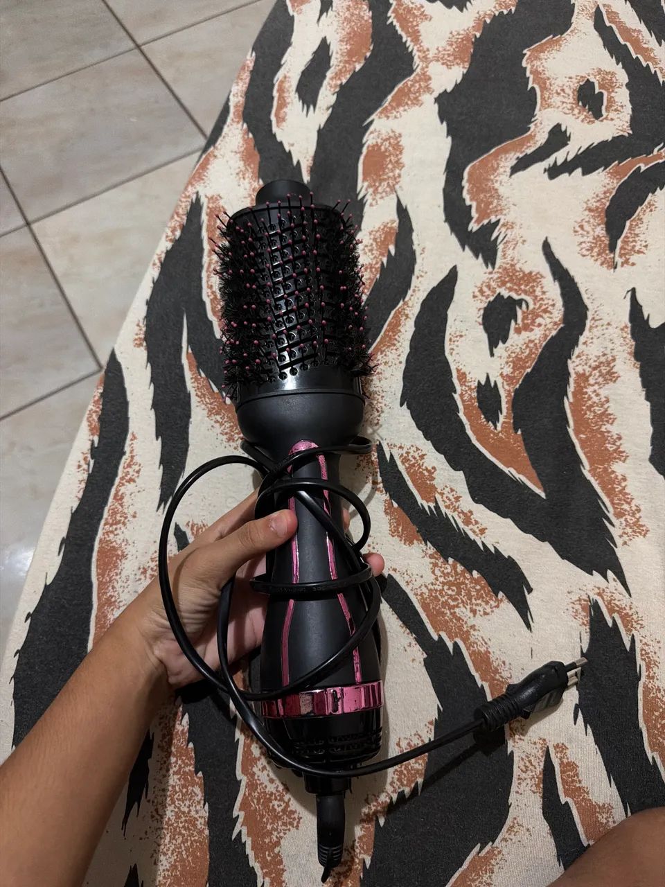 Vendo escova secadora 