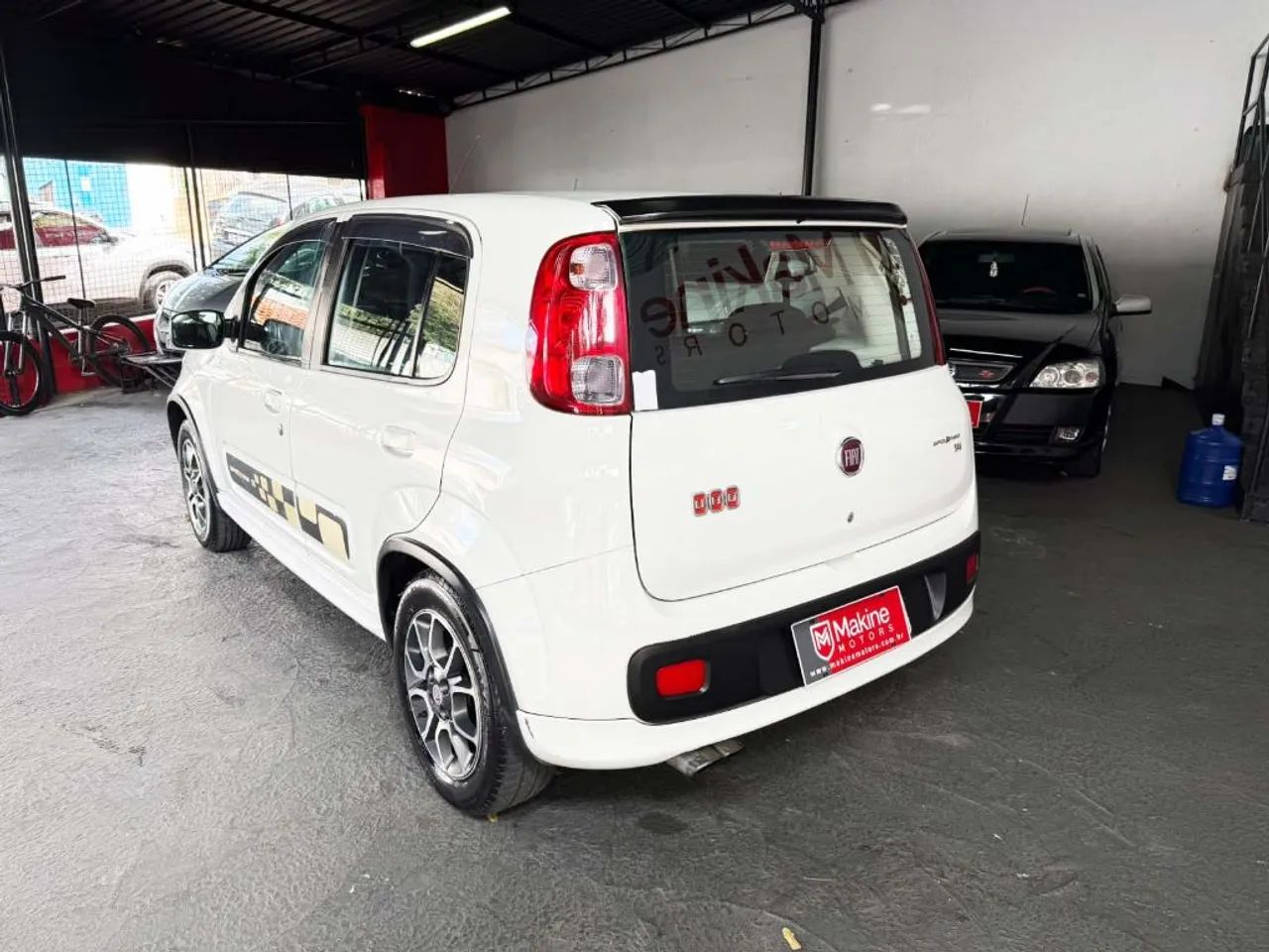 Fiat Uno Sporting 1.4 EVO Fire Flex 8V 4P 2012 - Foto 4