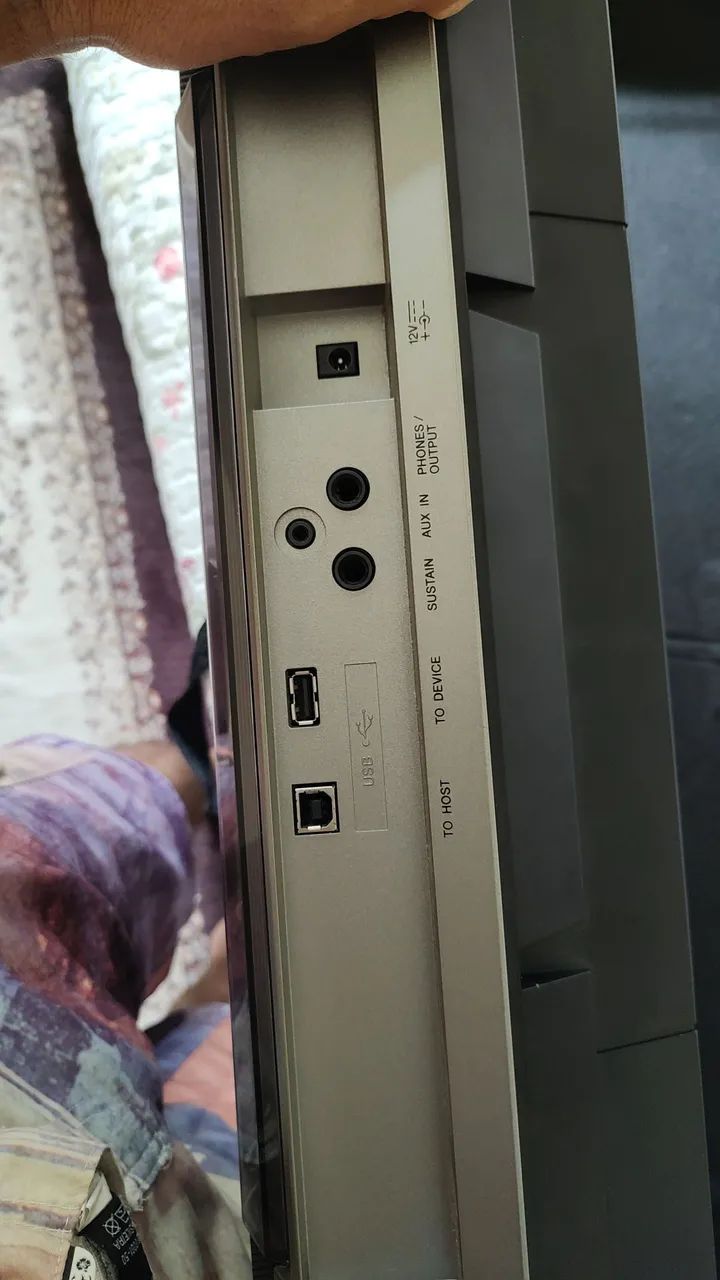 Teclado Yamaha psr-e 443 - Foto 4