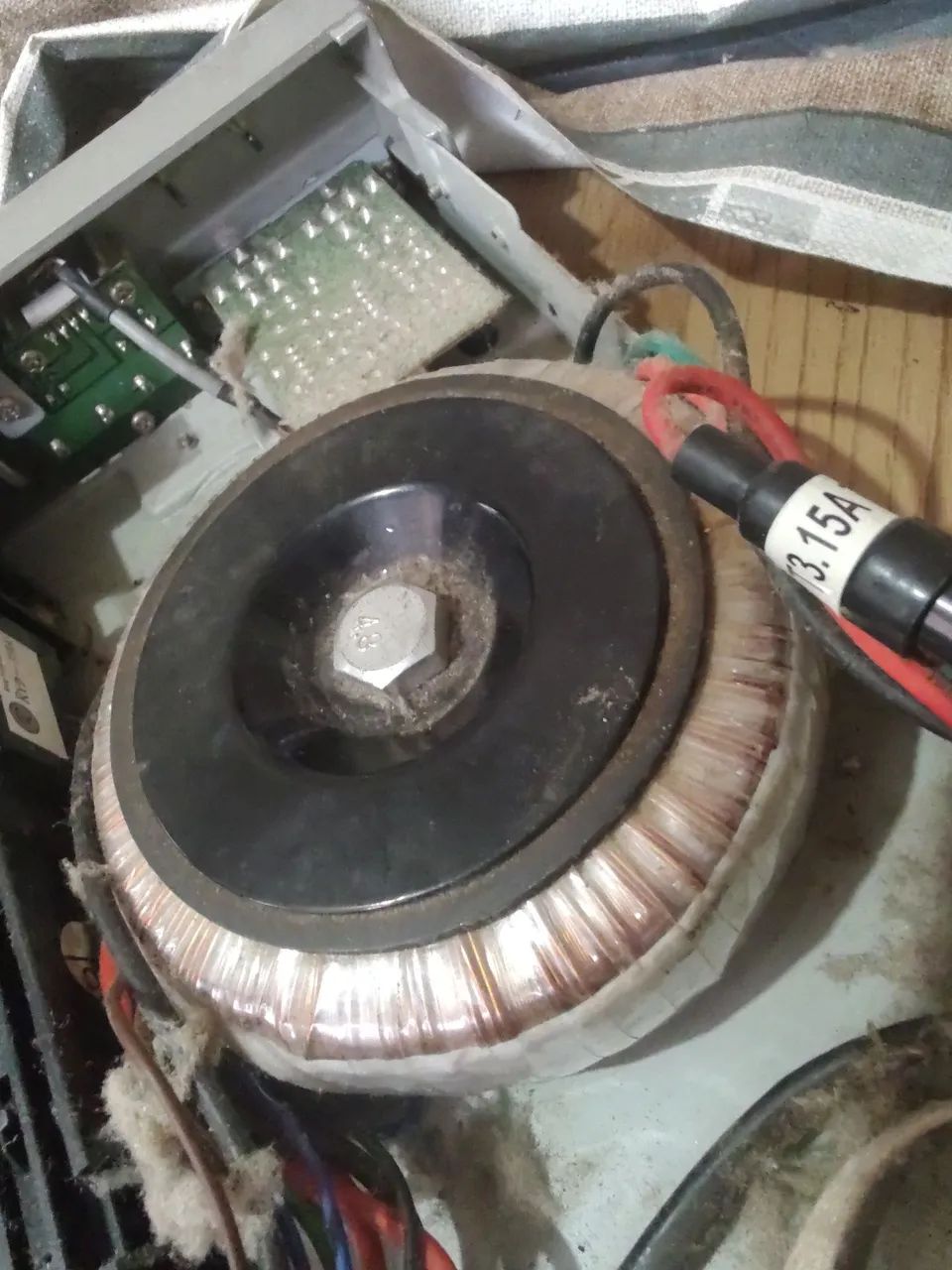 Transformador toroidal funcionando perfeitamente 5Amper várias tensões  - Foto 3