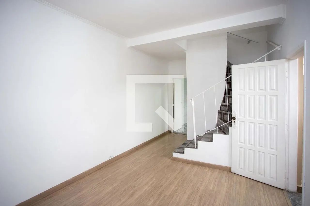 Casa à Venda - Centro, 4 Quartos, 100 m2