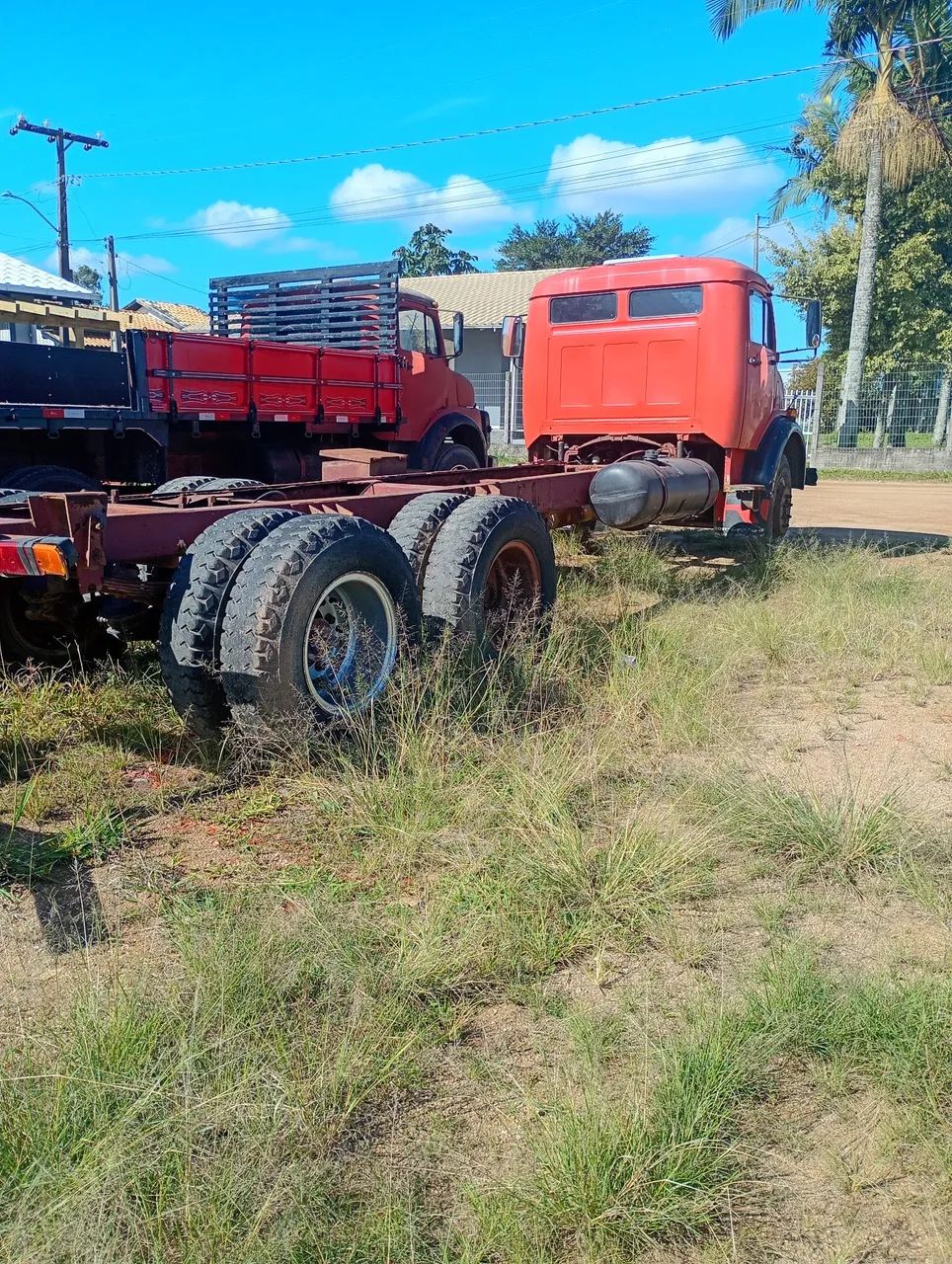 Mercedes 1113 - Foto 3