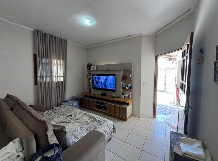 Vende-se casa na Águas Lindas kf  - Foto 2