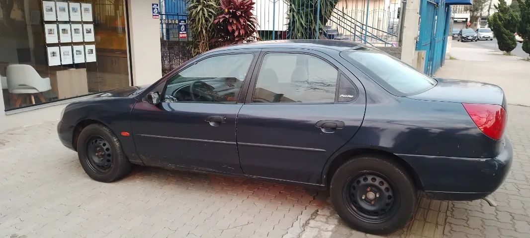 Ford Mondeo CLX 2.0i 4P MEC 1997